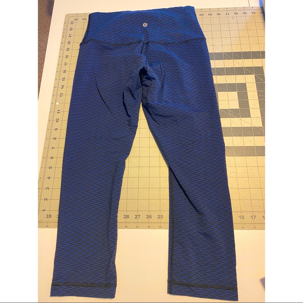 Lululemon Wunder Under crop